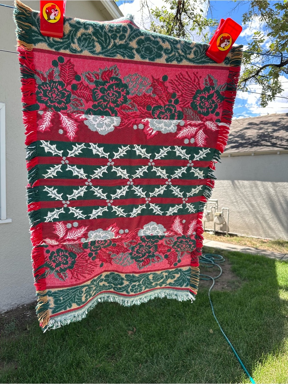 Vtg Crown Crafts Holiday/Christmas Floral Tapestry Throw Blanket  25”by 42”